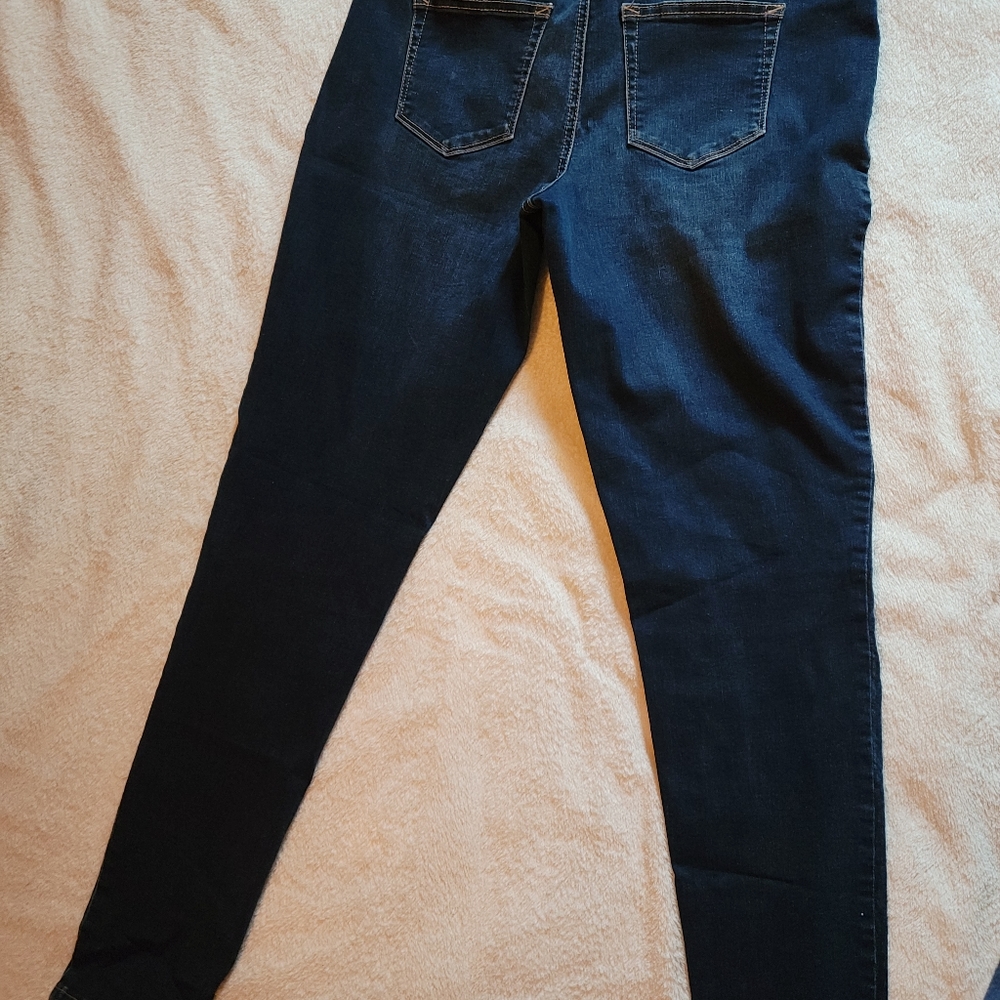 Mid Rise Dark Jeans - Picture 3 of 3
